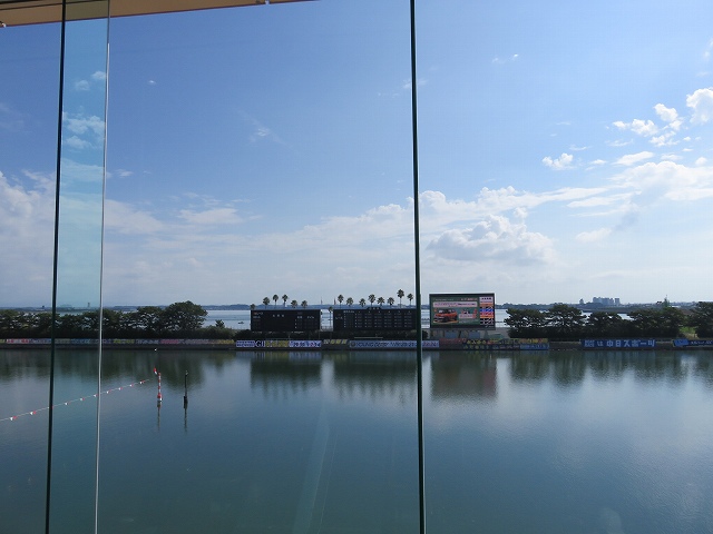 浜名湖競艇場の水面