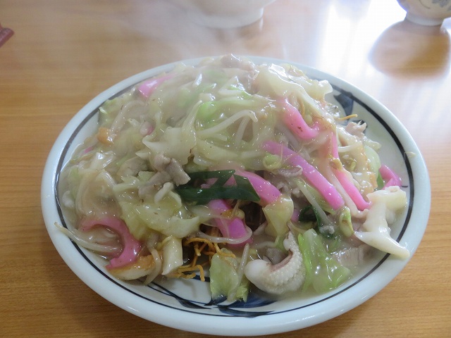 長崎県大村市の中華料理店「協和飯店」の皿うどん