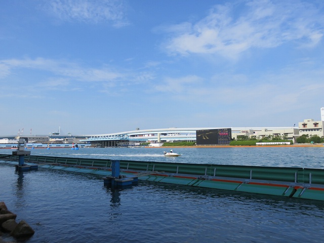 福岡競艇場の水面
