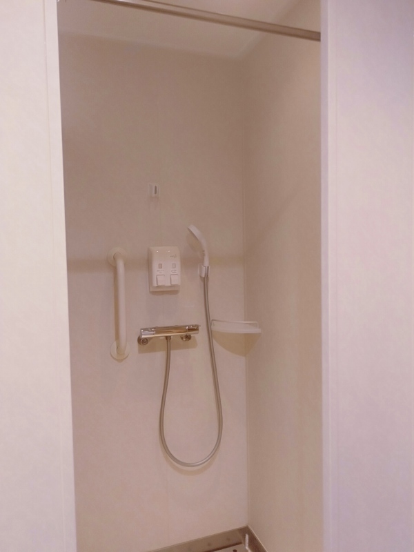 オーシャン東九フェリー「りつりん」の女湯のシャワー室