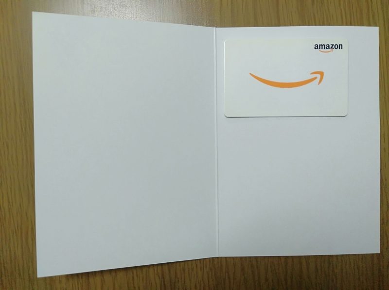 Amazonギフト券グリーティングカードタイプを開いたところ